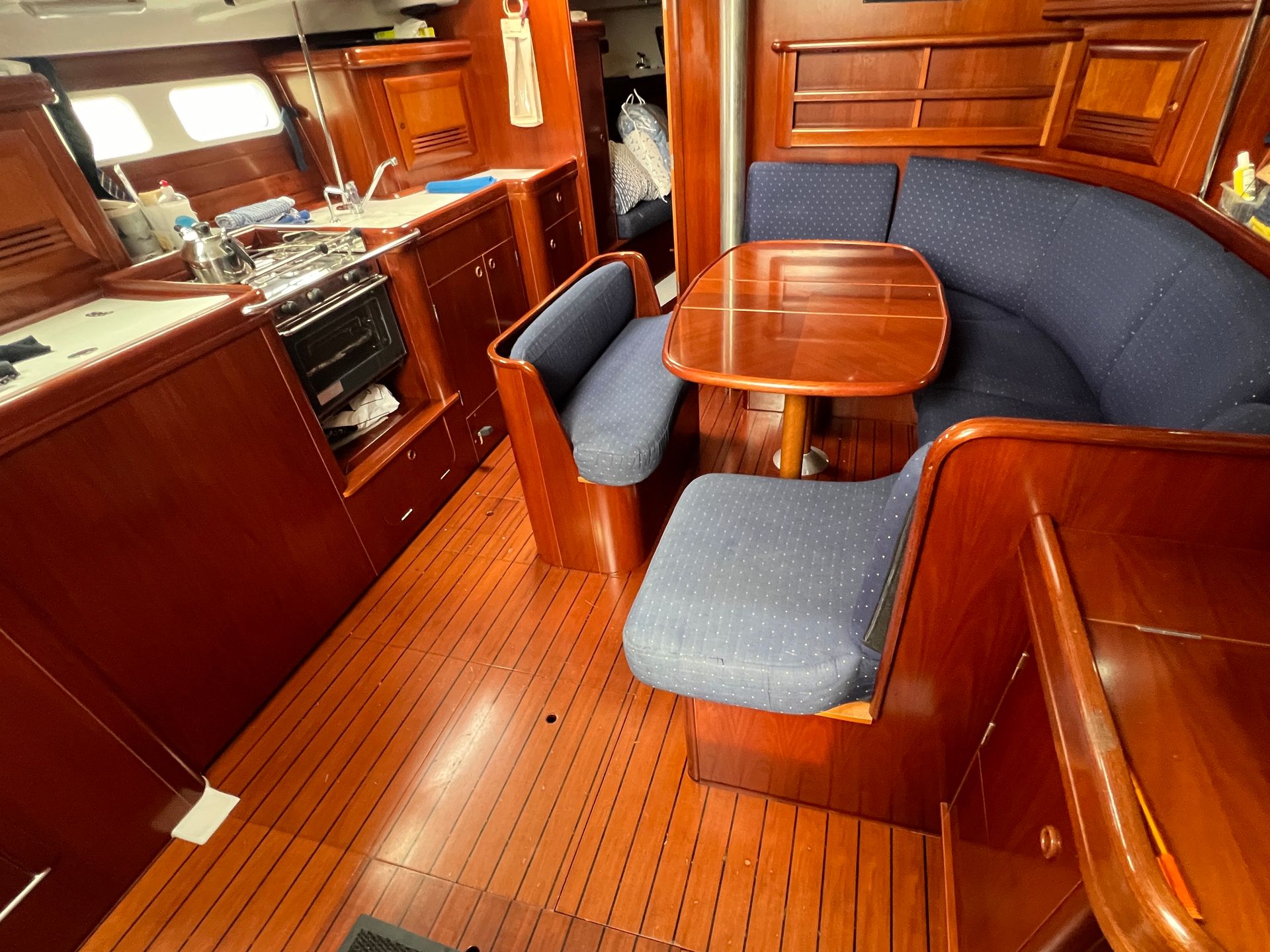 slider 4 Beneteau Oceanis 423